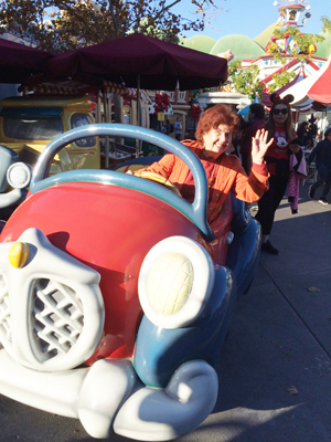 Jane in toontown Benny Cab 300